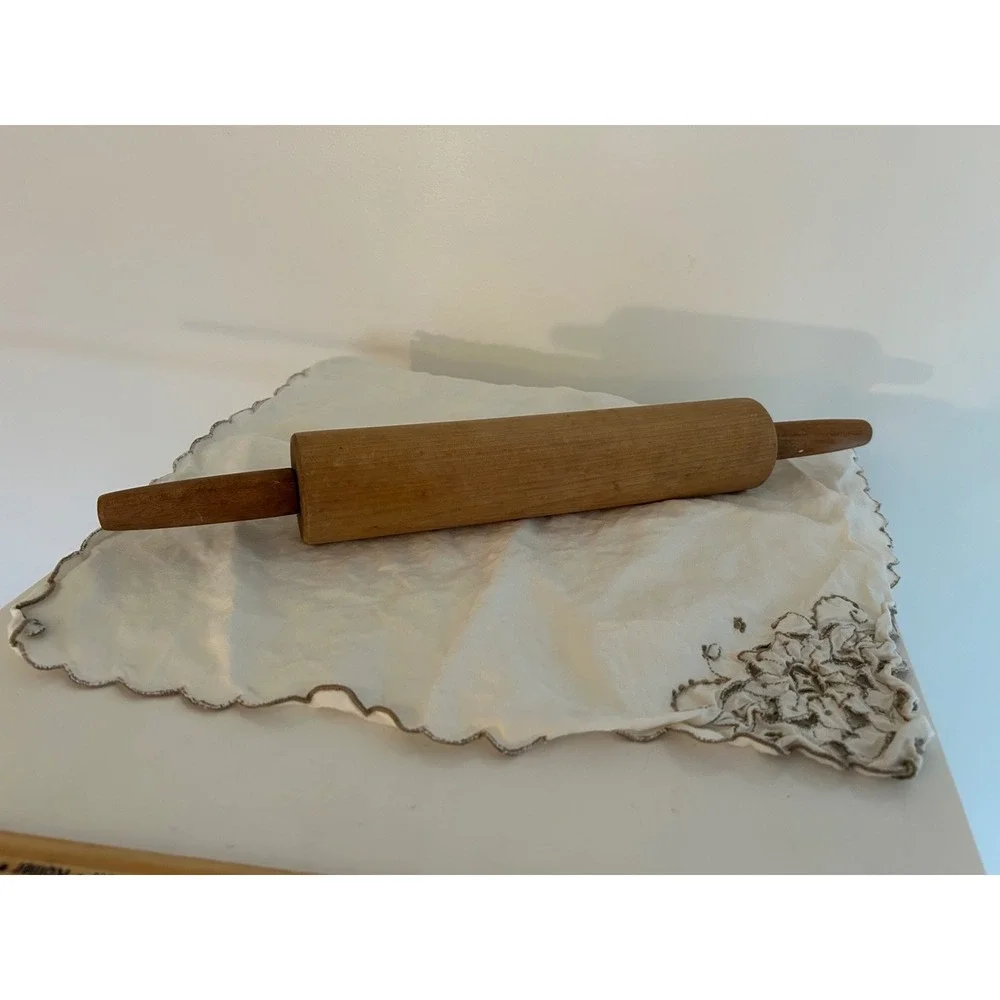 Vintage Wooden Rolling Pin 17 Inch Solid Wood Farmhouse Kitchen Baking Tool